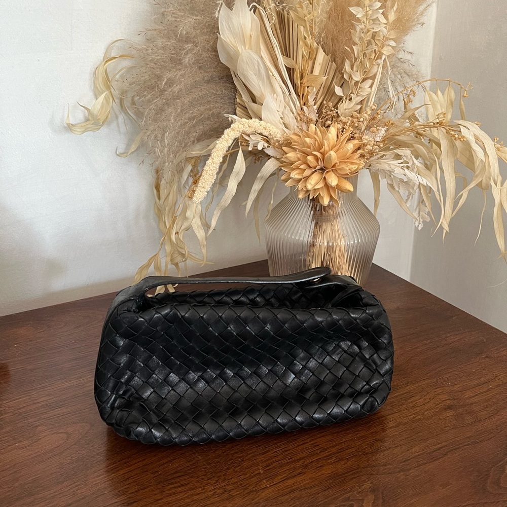 Authentic Bottega Veneta Vintage Nappa Intrecciato Cosmetic Bag